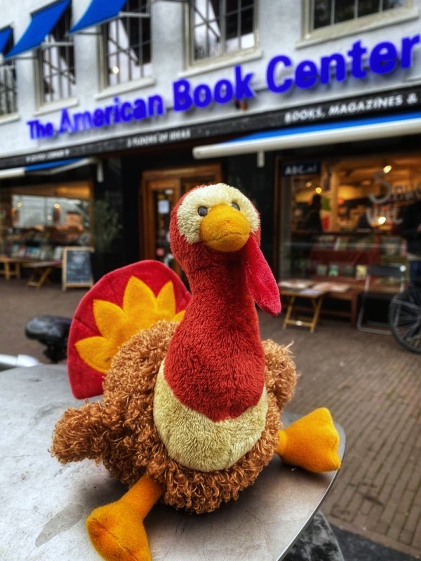 The American Book Center on X: Thanksgiving is creeping ever closer, so  make sure you have the date saved! There will be Golden Bookmarks, live  music in our Amsterdam store, a bake-off